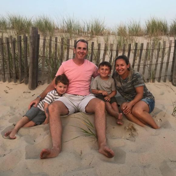 Meet your Posher, Elona - Picture 1 of 1